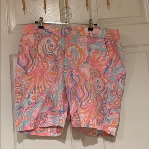 Lilly Pulitzer Chipper Bermuda shorts size 16-Rare